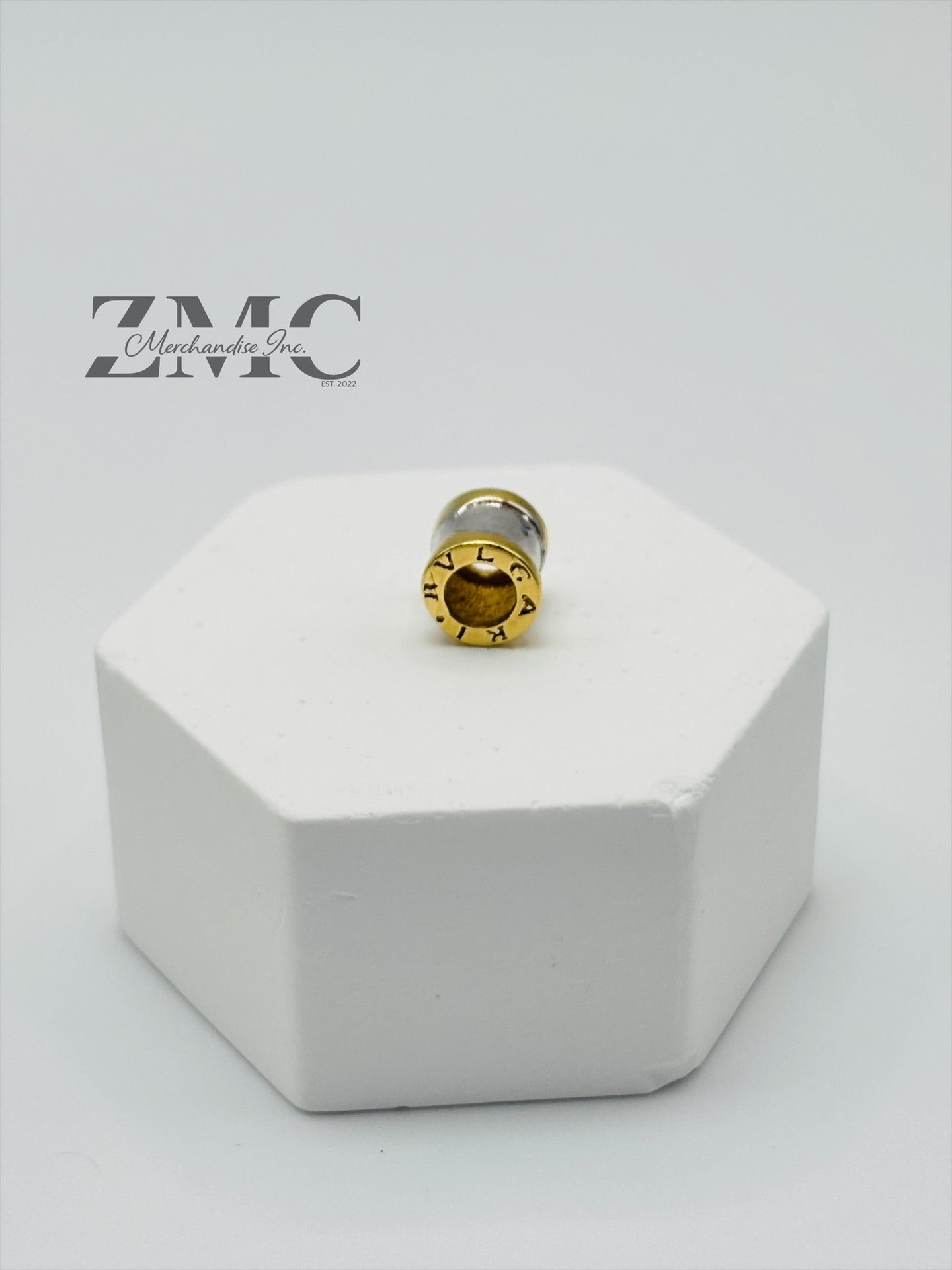 18K Gold Two-tone Barrel Pendant