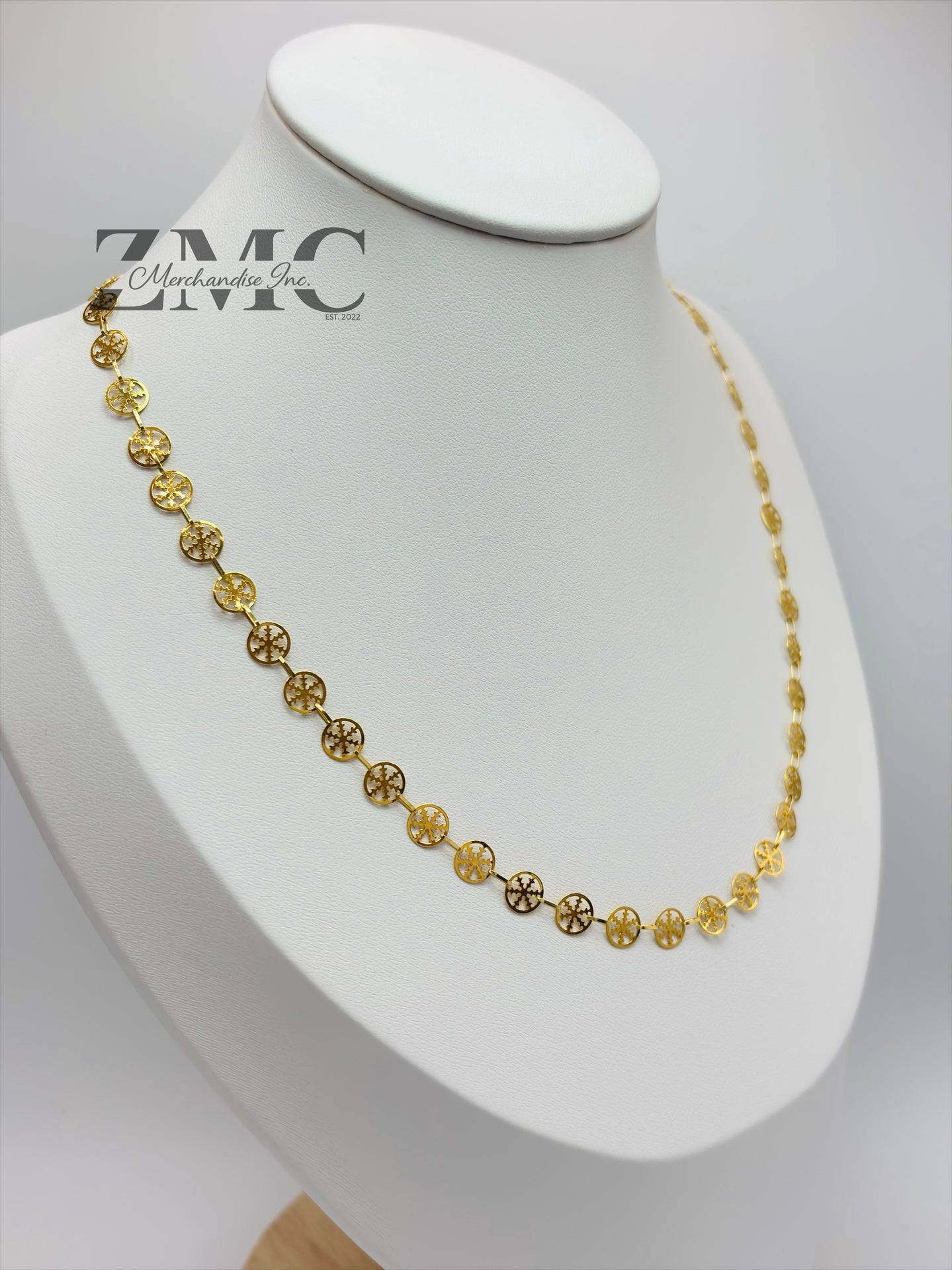 18K Gold Snow Flakes Necklace