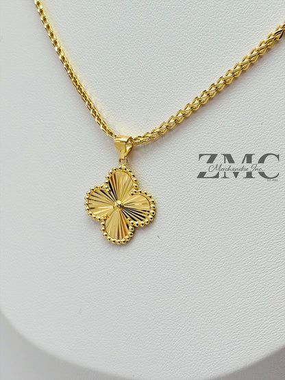 18K Gold Clover Necklace