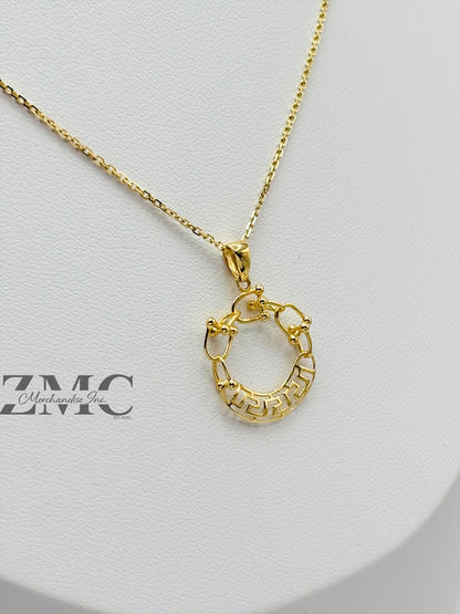 18K Gold Circle Hardware Necklace