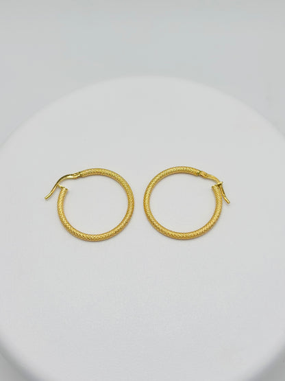 18K Gold Loop Earrings