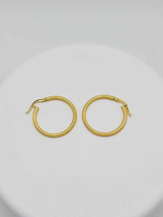 18K Gold Loop Earrings