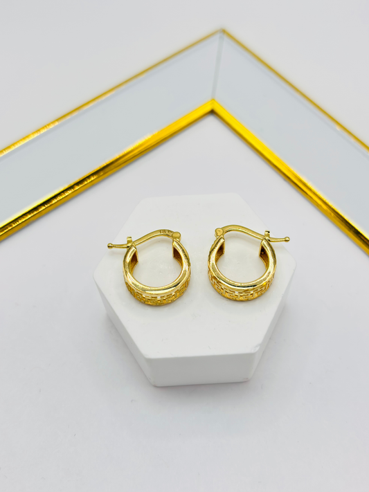 18K Gold Small Loop Earrings