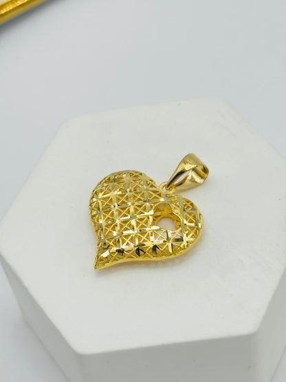 18K Gold Heart Pendant
