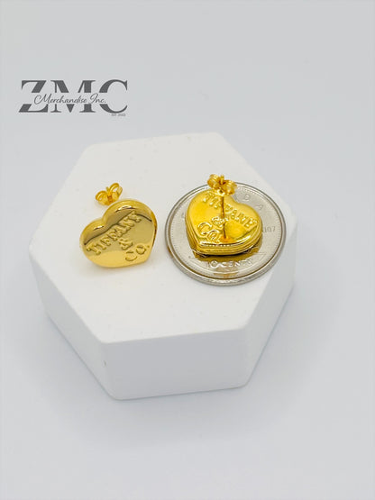 18K Gold Heart Earrings