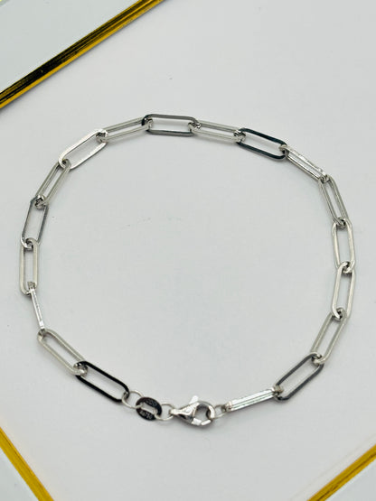 18K White Gold paperclip Bracelet