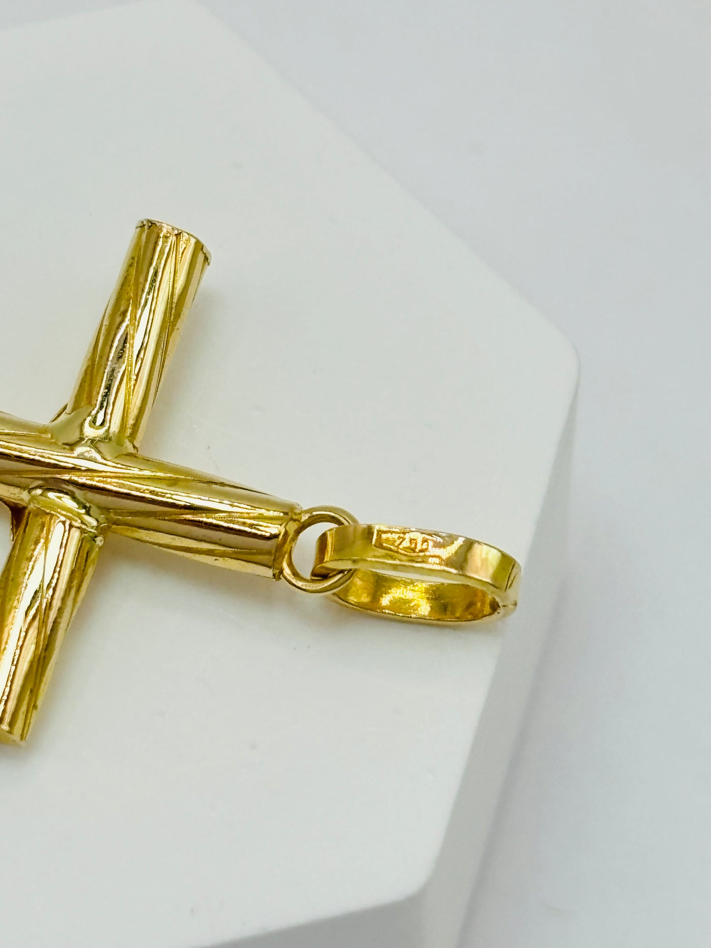 18K Gold Cross Pendant