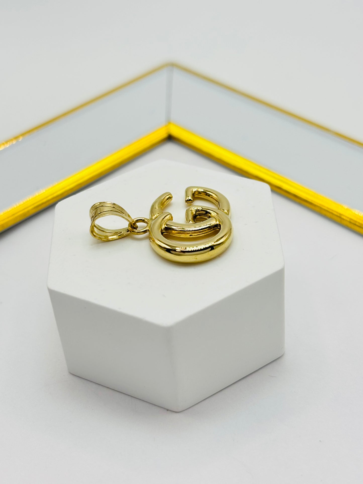 18K Gold G Pendant