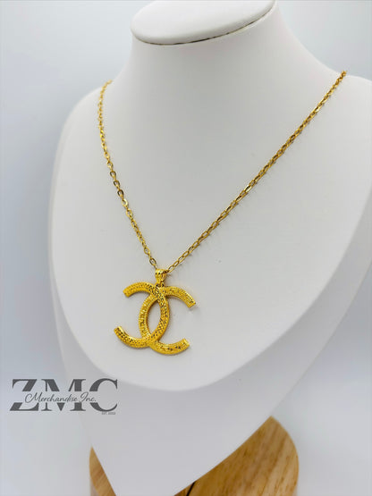 18K Gold Big C Necklace