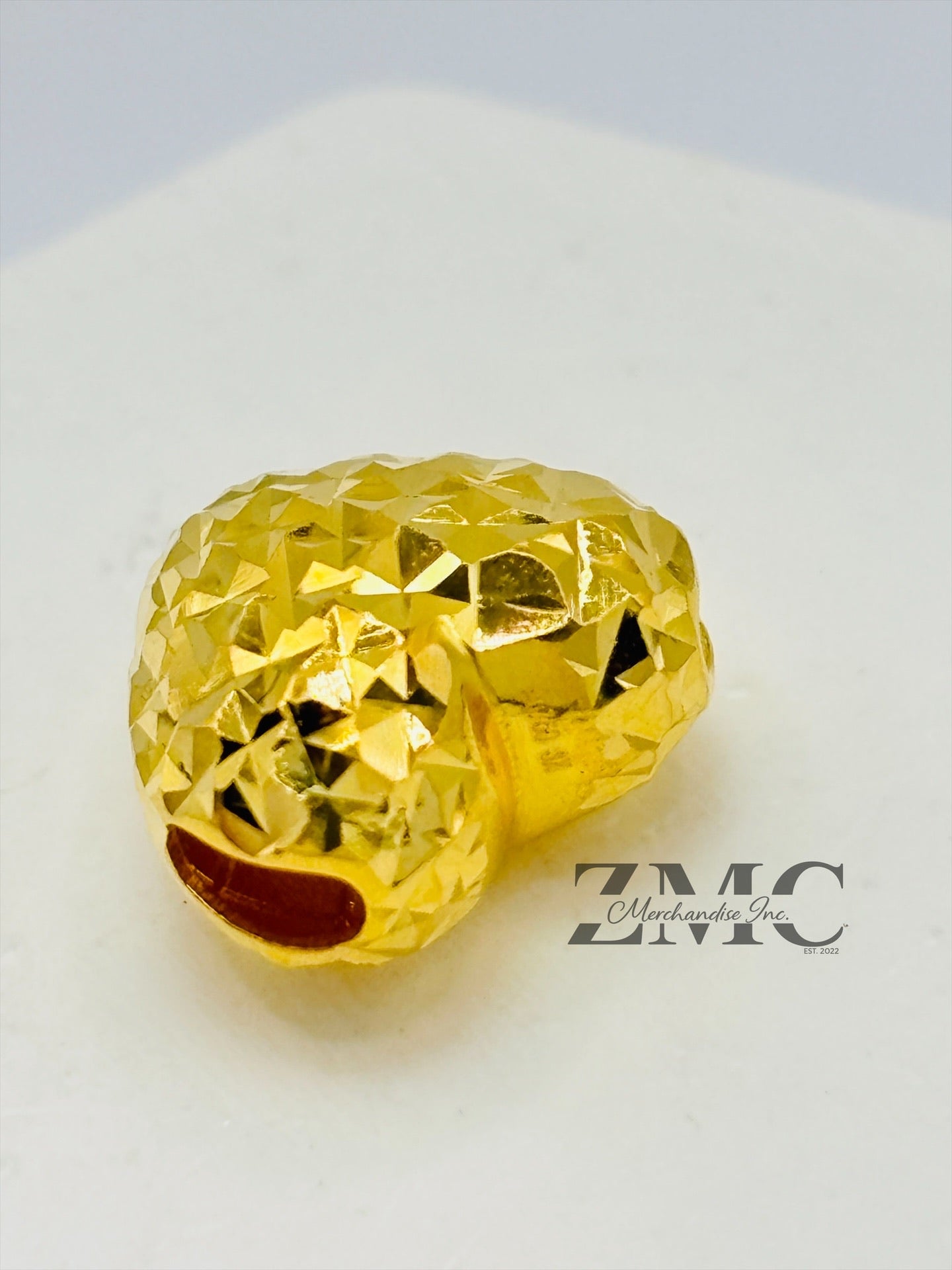 18K Gold Diamond Cut Heart Pendant