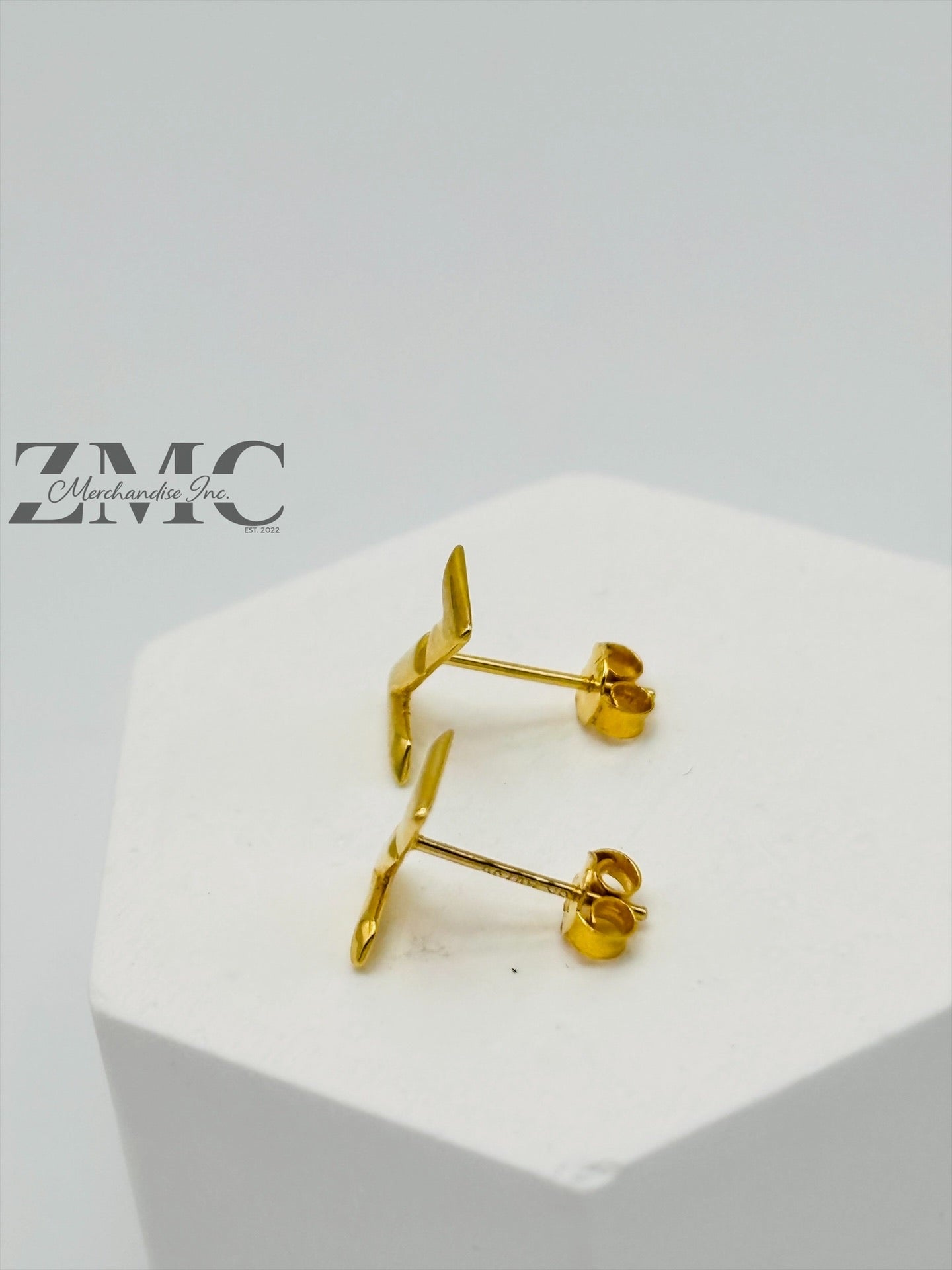 18K Gold Z Earrings