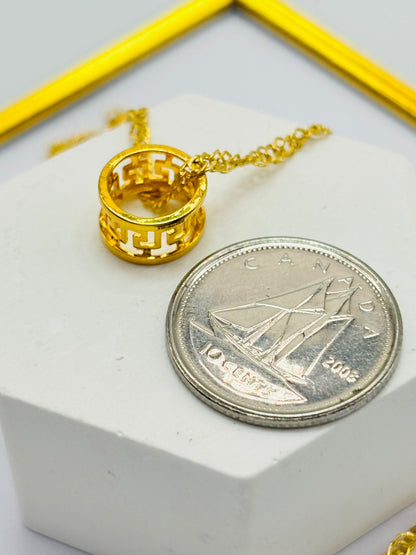 18K Gold Solid Barrel Necklace