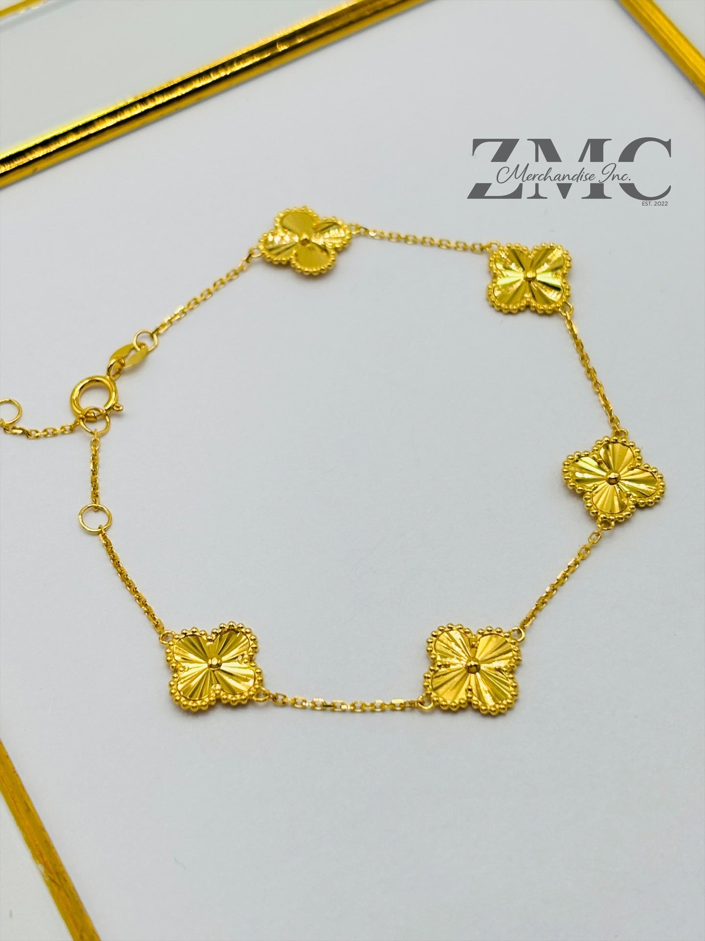 18K Gold Clover Bracelet 10mm