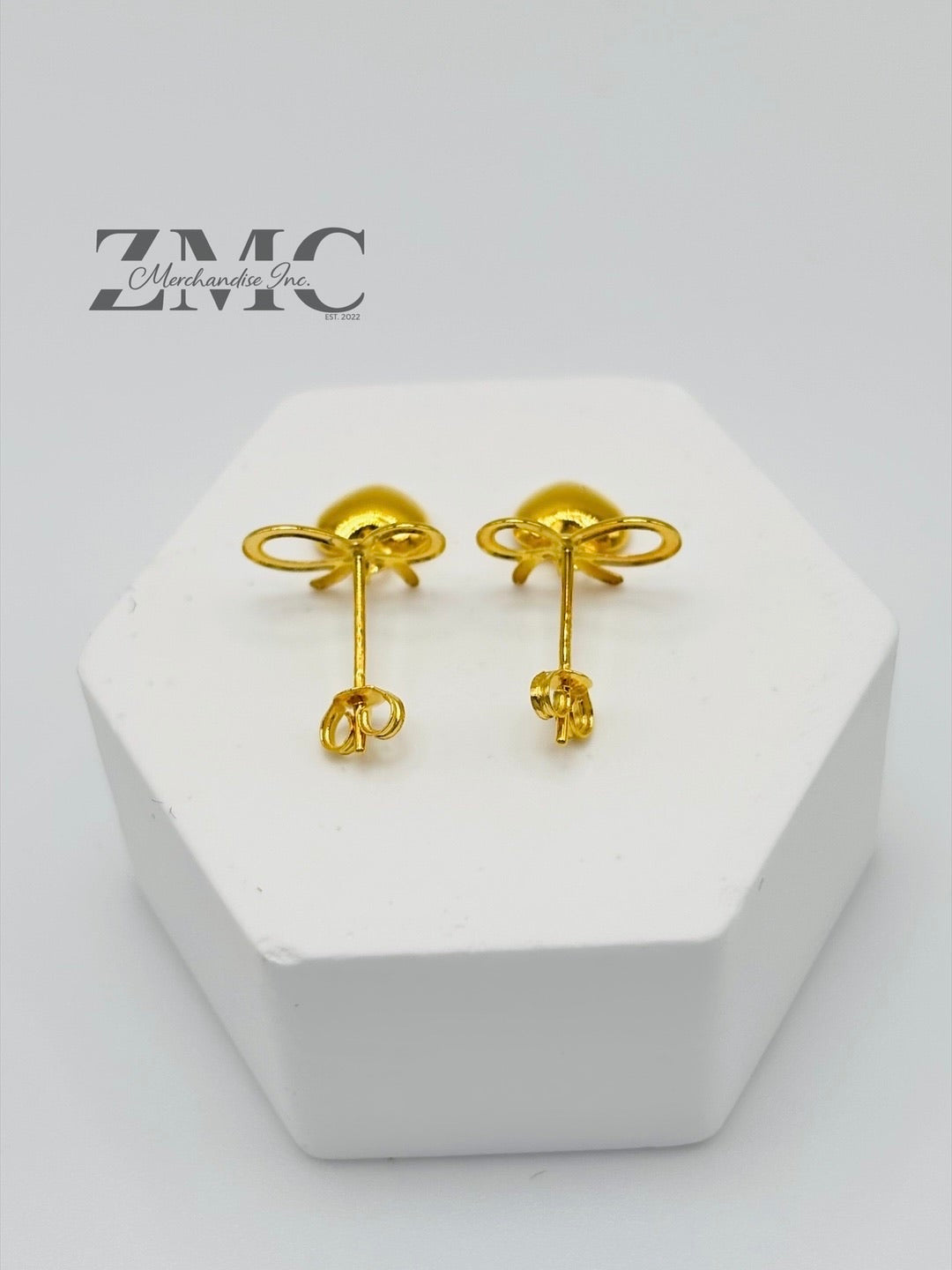 18K Gold Ribbon Heart Earrings
