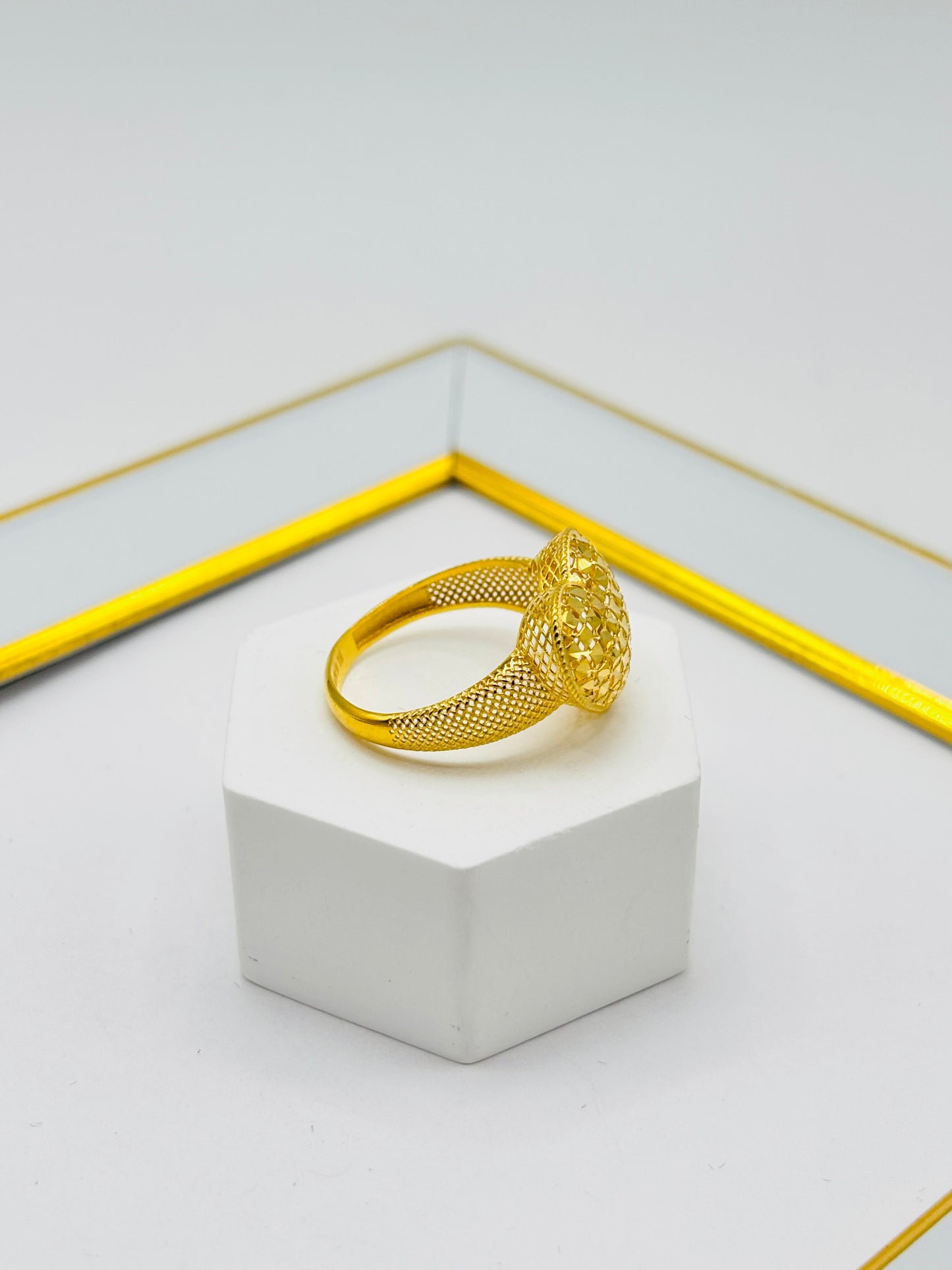 18K Gold Heart Power Ring