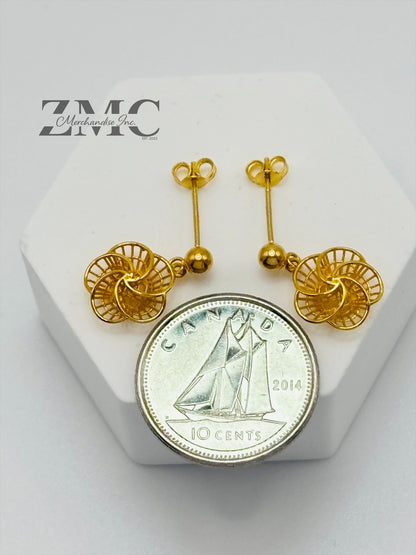 18K Gold Flower Dangling Earrings