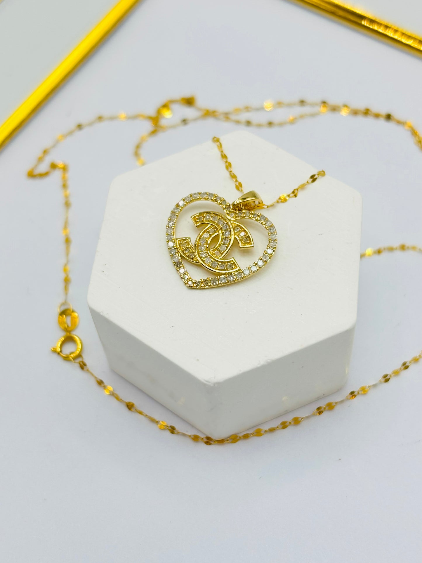 K18 Japan Gold Heart Necklace Natural Diamond with FREE 18K Gold Chain