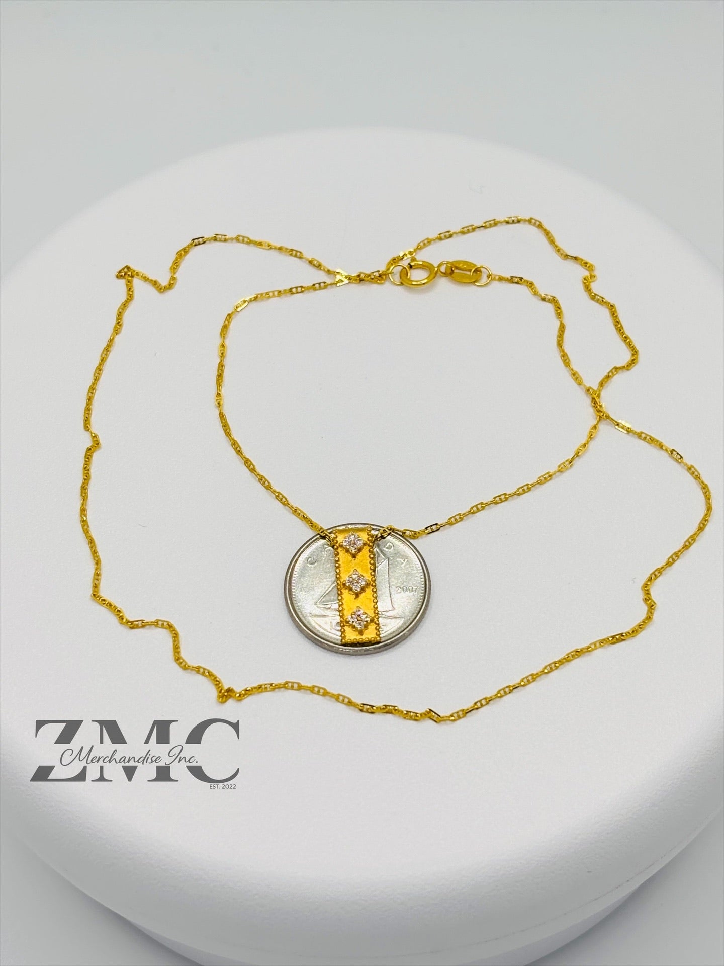 18K Gold 3 Stone Necklace