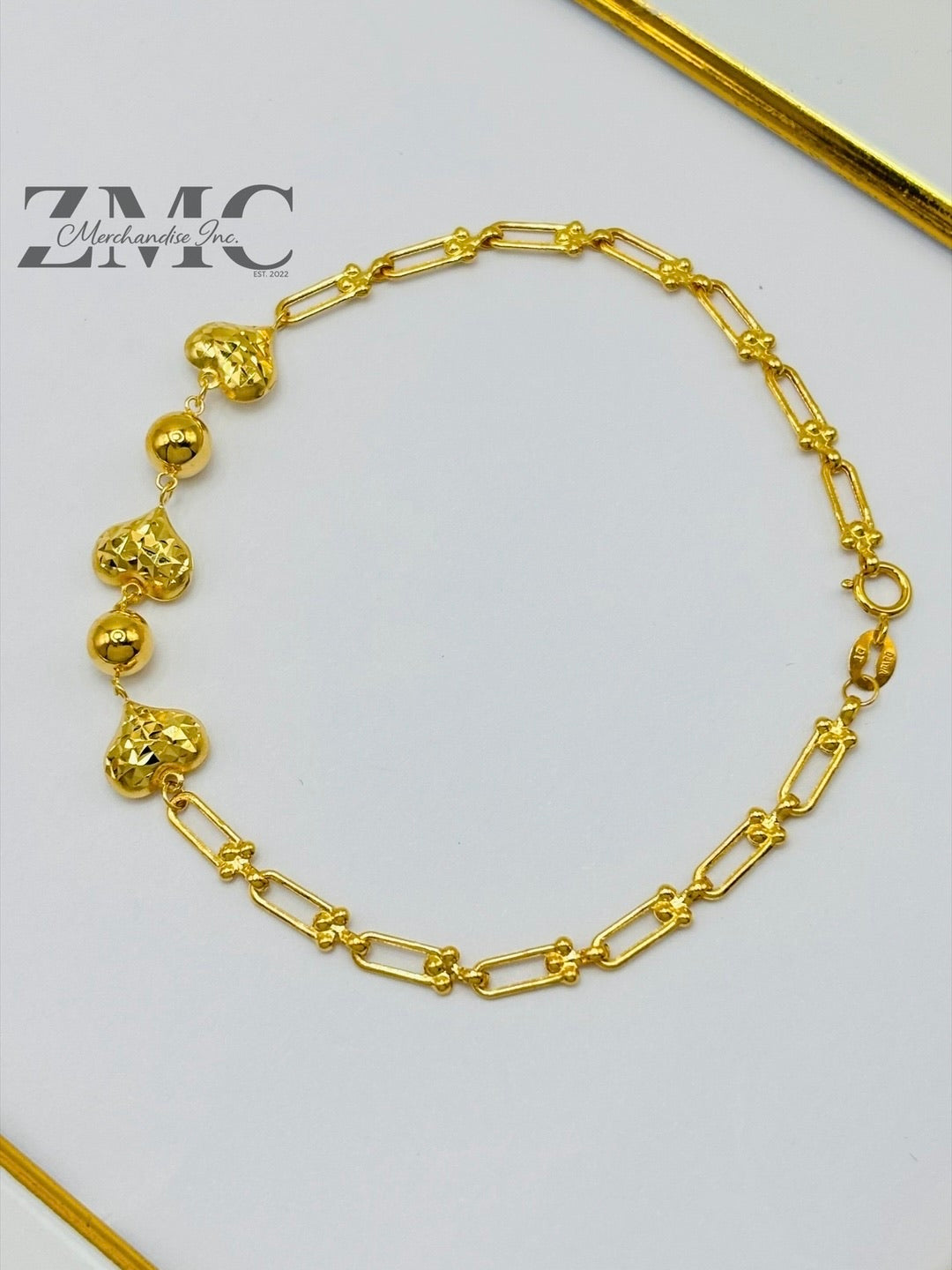 18K Gold Heart and Ball Diamond Cut Flat Hardware Bracelet