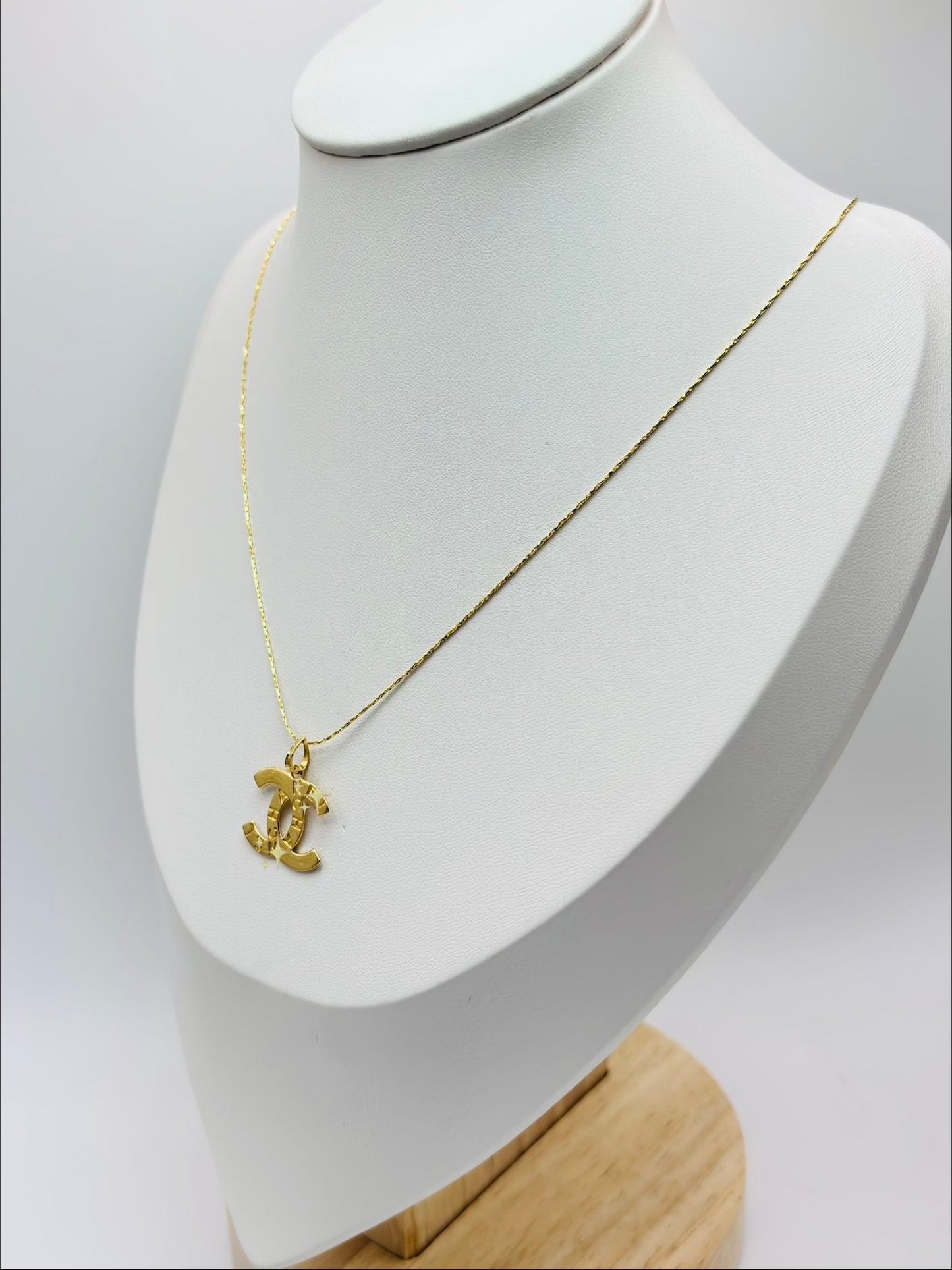 18K Gold C Necklace