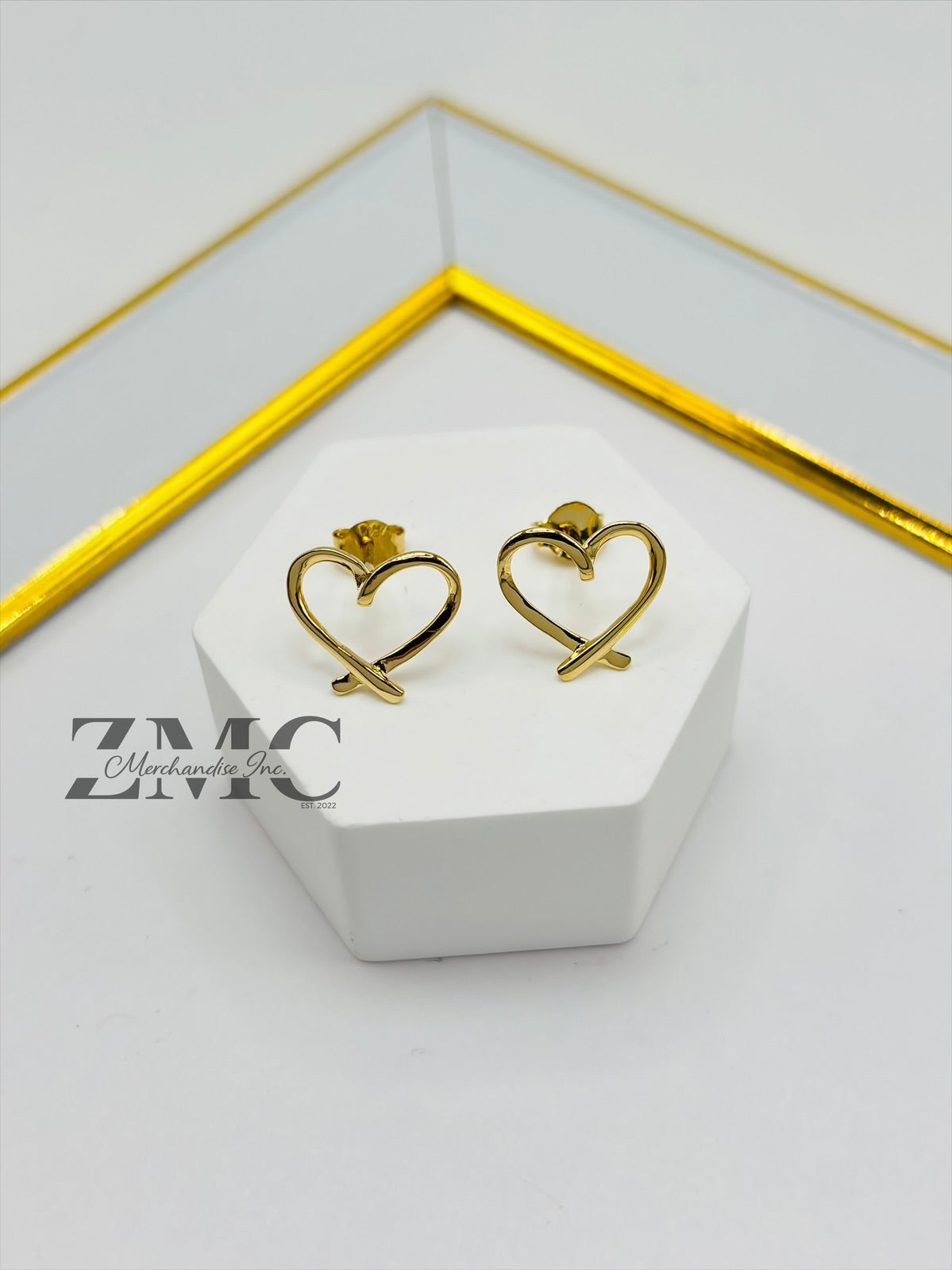 18K Gold Open Heart Earrings
