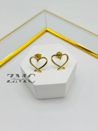 18K Gold Open Heart Earrings