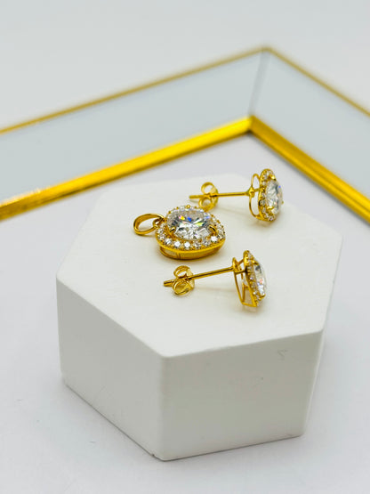 18K Gold Heart Earrings and Pendant Set Moissanite Diamond