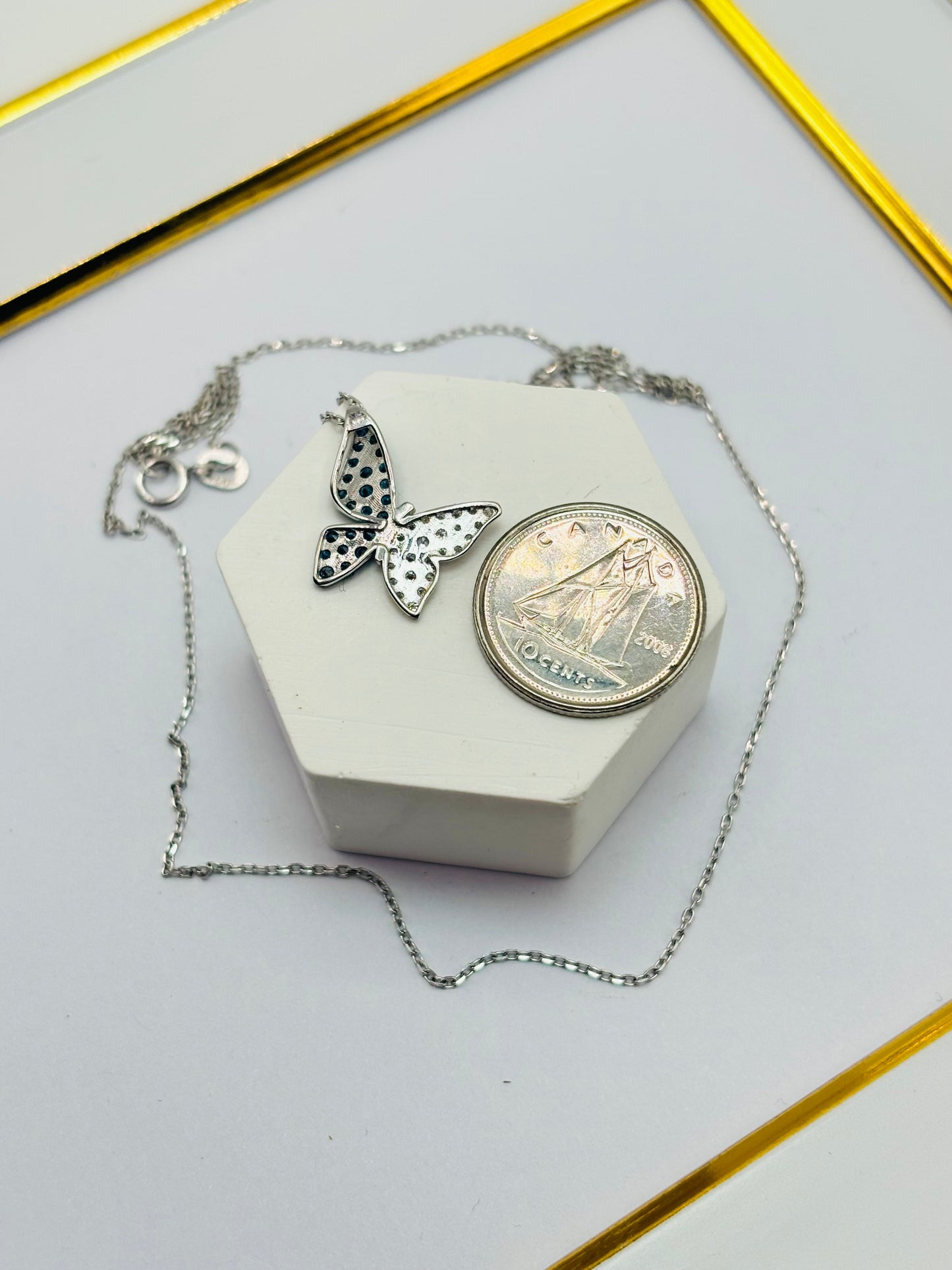 K18 White Gold Butterfly 0.50ct Natural Blue/White Diamonds Necklace