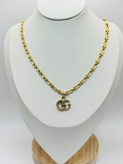 18K Gold G Necklace