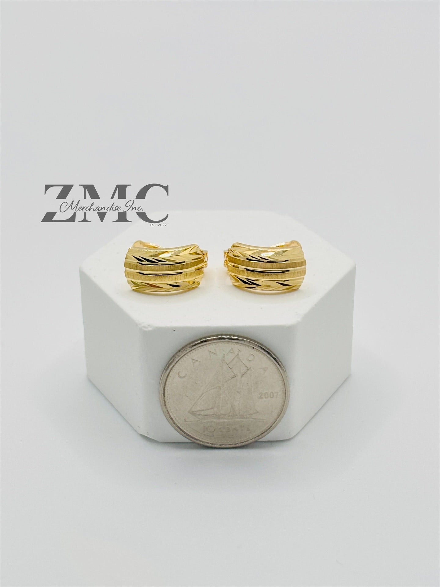 18K Gold Line Clip Type Earrings