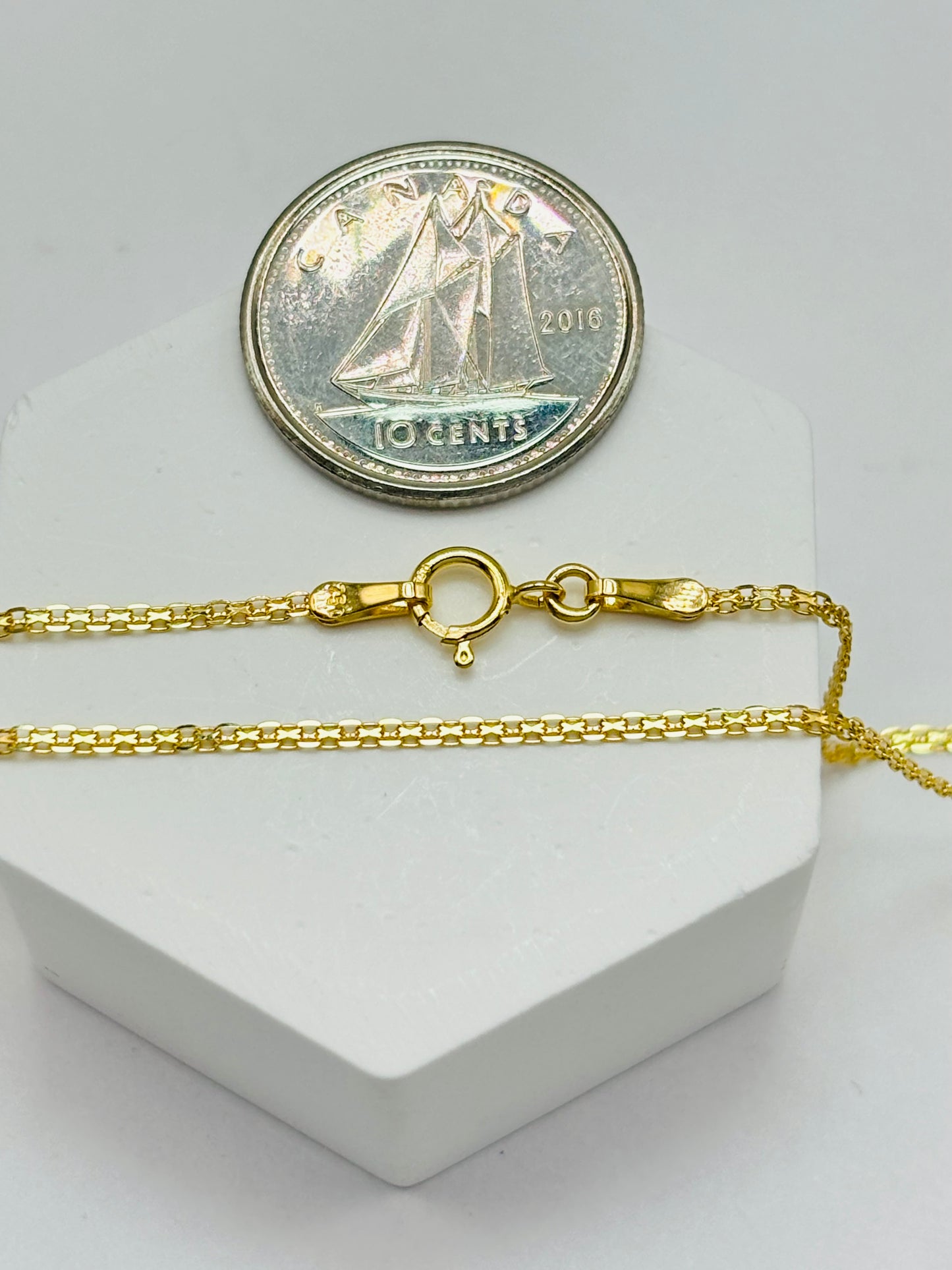 18K Gold Carpet Chain
