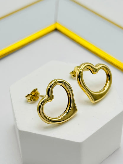 18K Gold Open Heart Earrings
