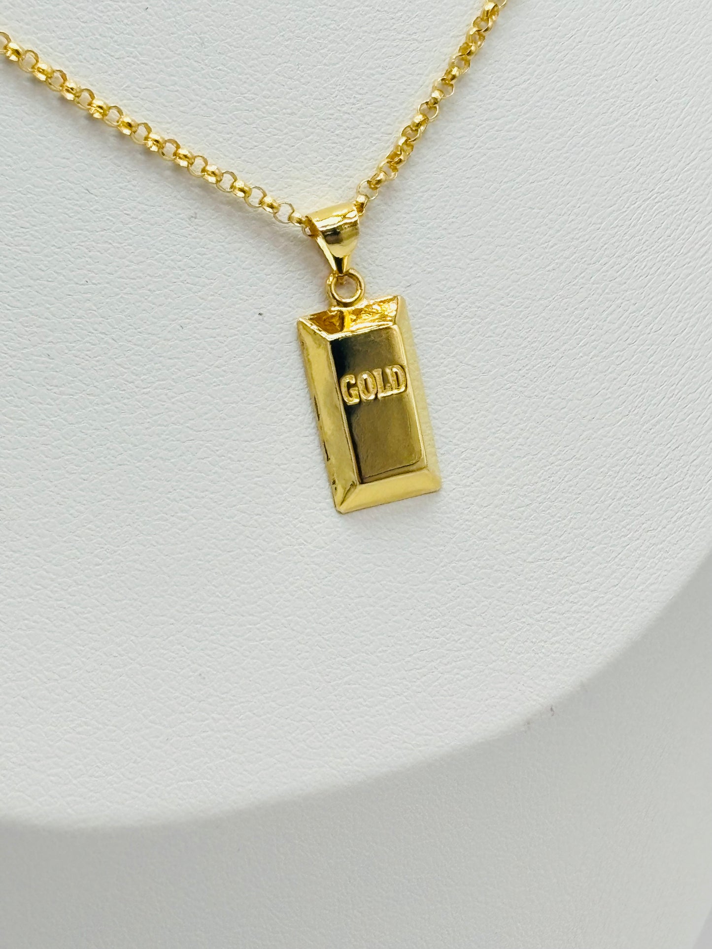 18K Gold Tauco with Gold Bar Pendant Necklace Set