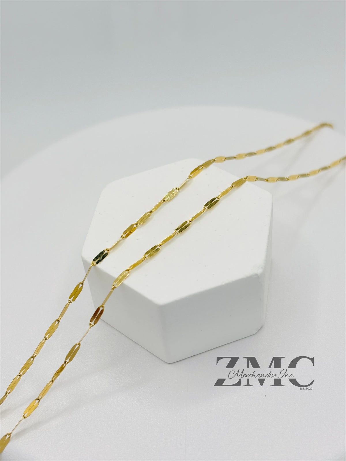 18K Gold Diamond Cut Clover Necklace