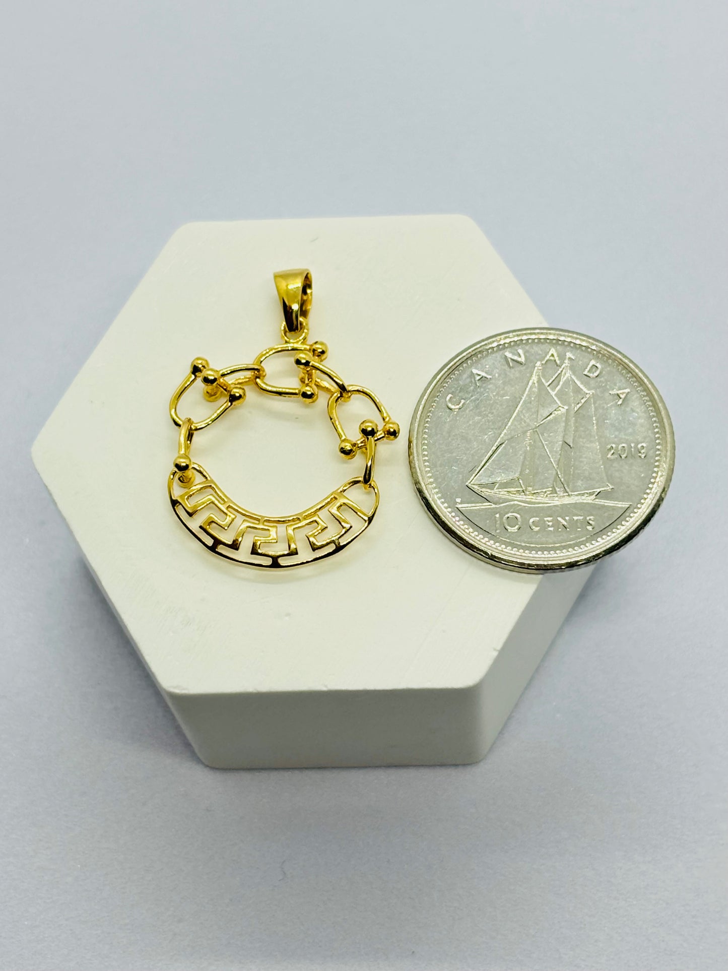 18K Gold Circle Hardware Pendant