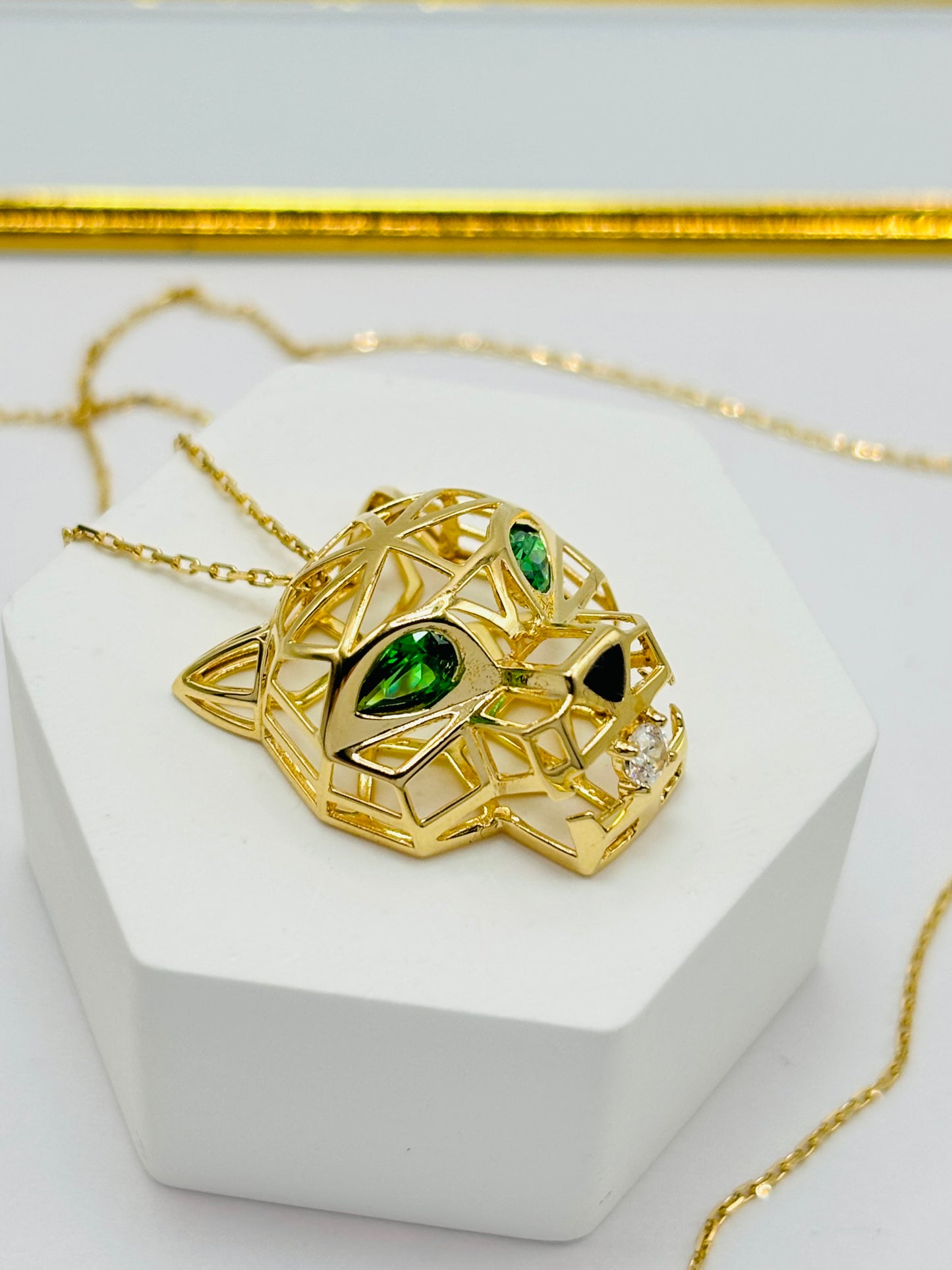 18K Gold Attached Big Panther Necklace