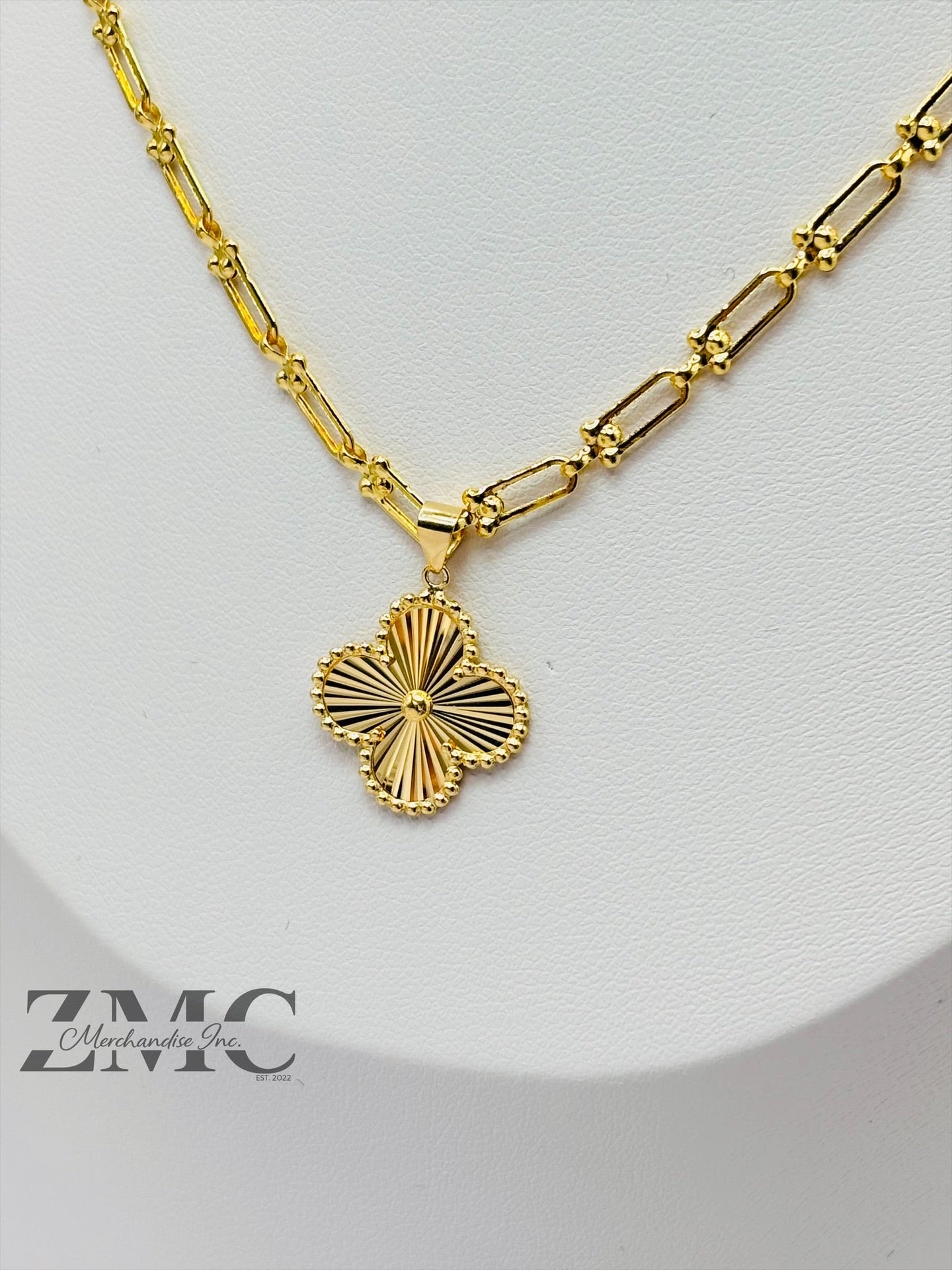 18K Gold Flat Hardware Clover Necklace
