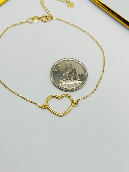 18K Gold Open Heart Attached Bracelet