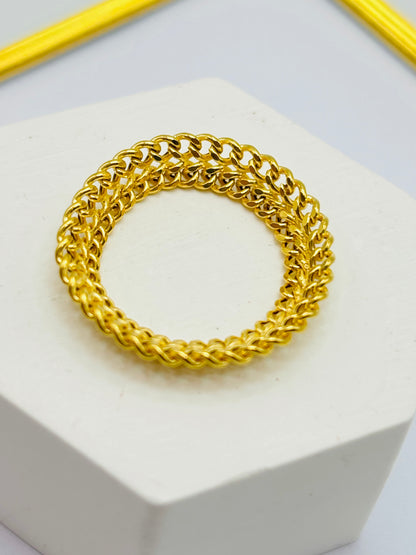 18K Gold Heartbiz Style Ring