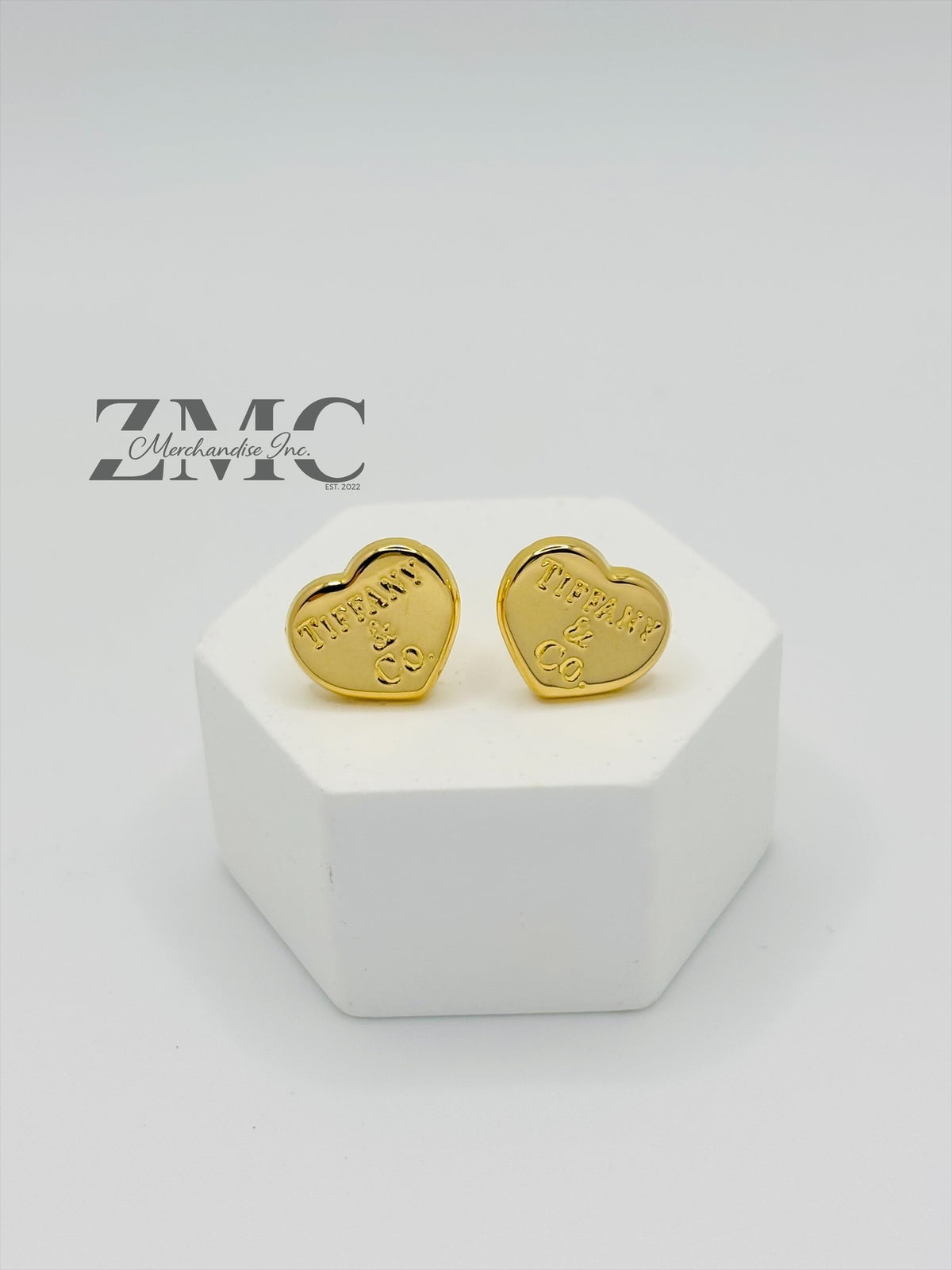 18K Gold Heart Earrings