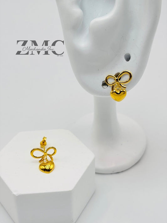 18K Gold Ribbon Heart Earrings