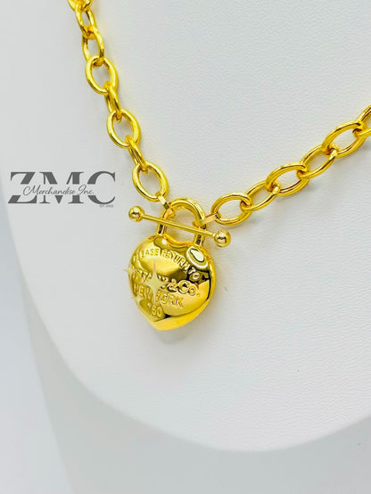 18K Gold Heart Attached Necklace