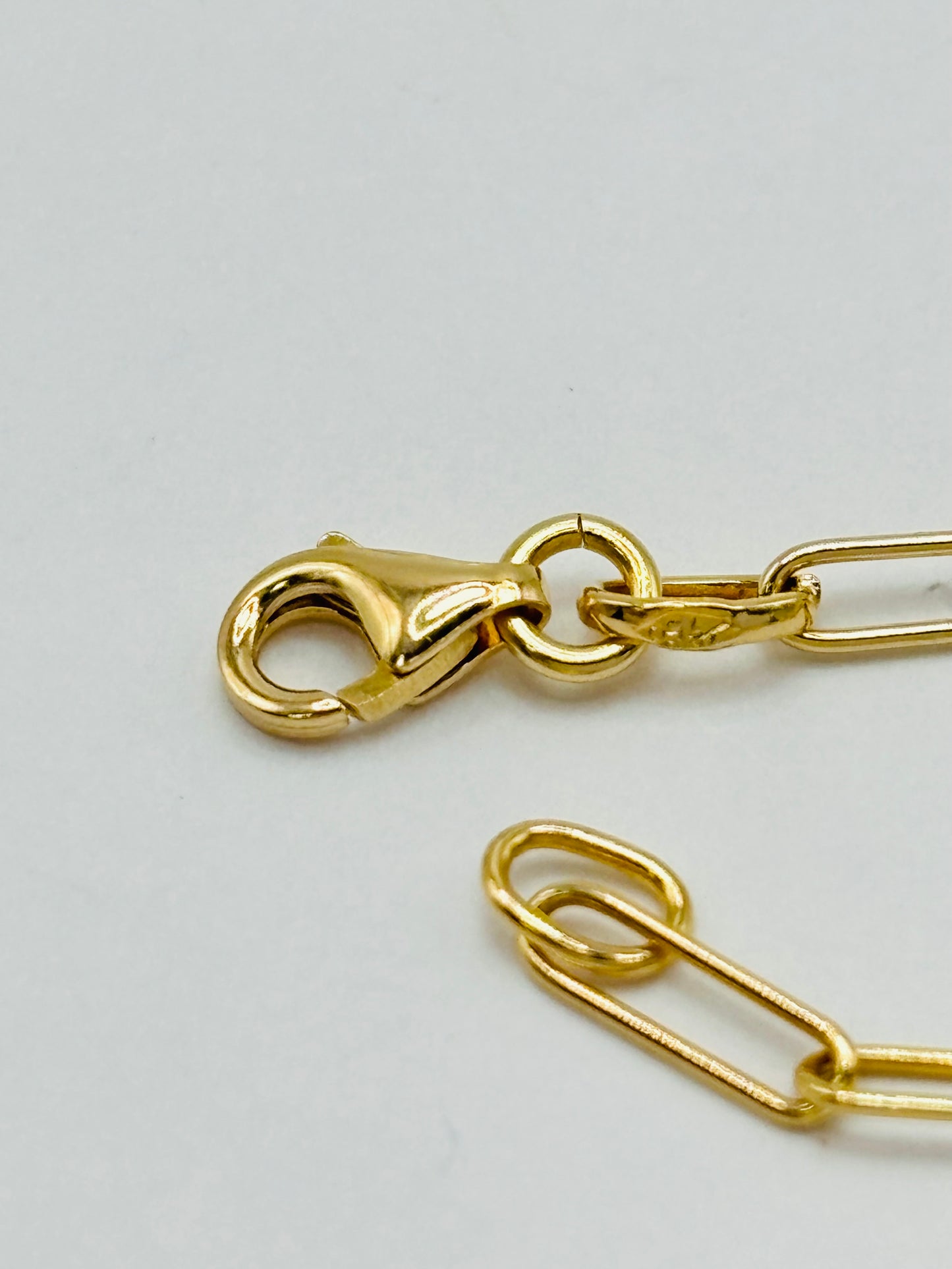 18K Gold Paperclip Heart Attached Bracelet