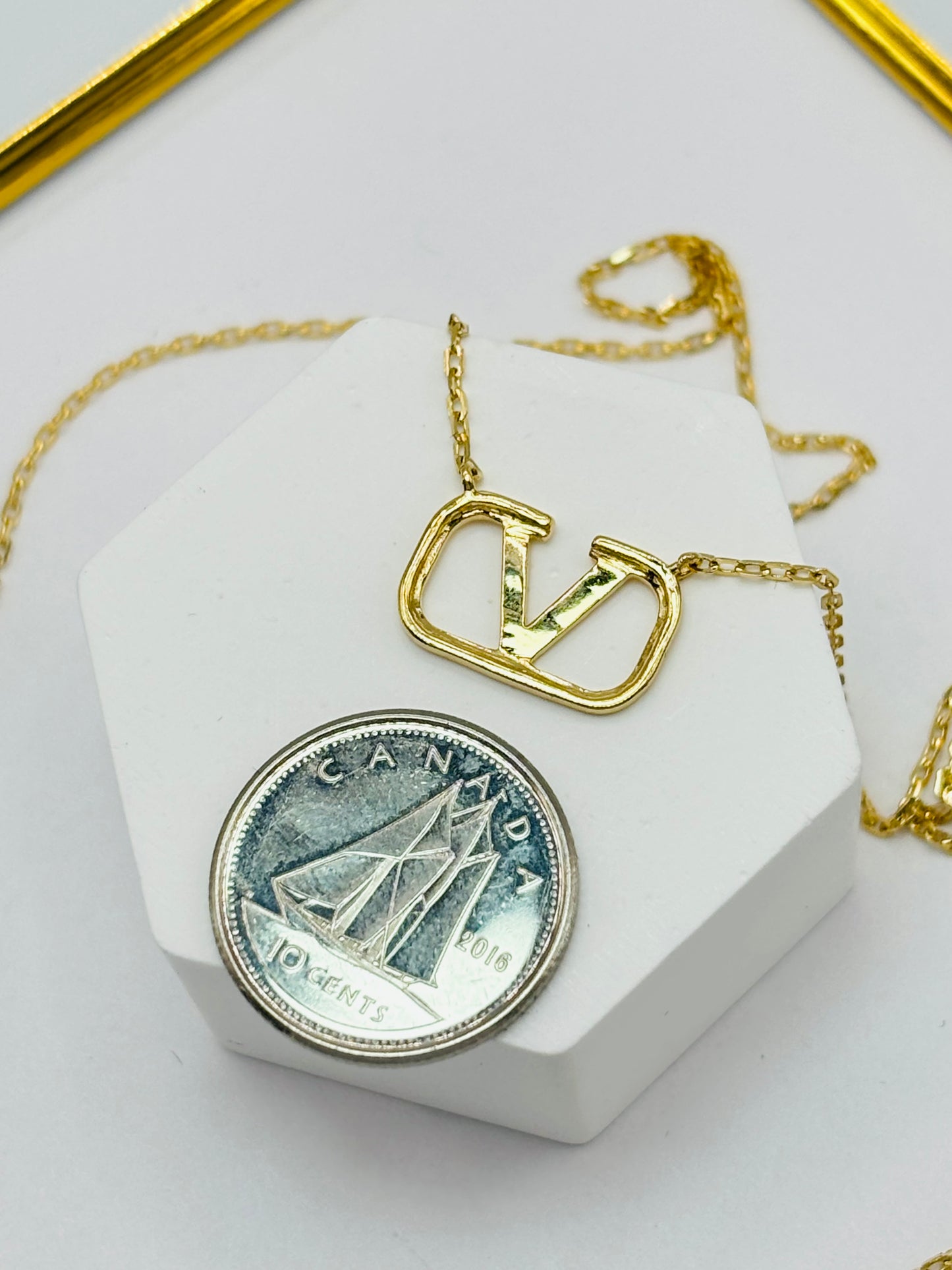 18K Gold V Attached Necklace