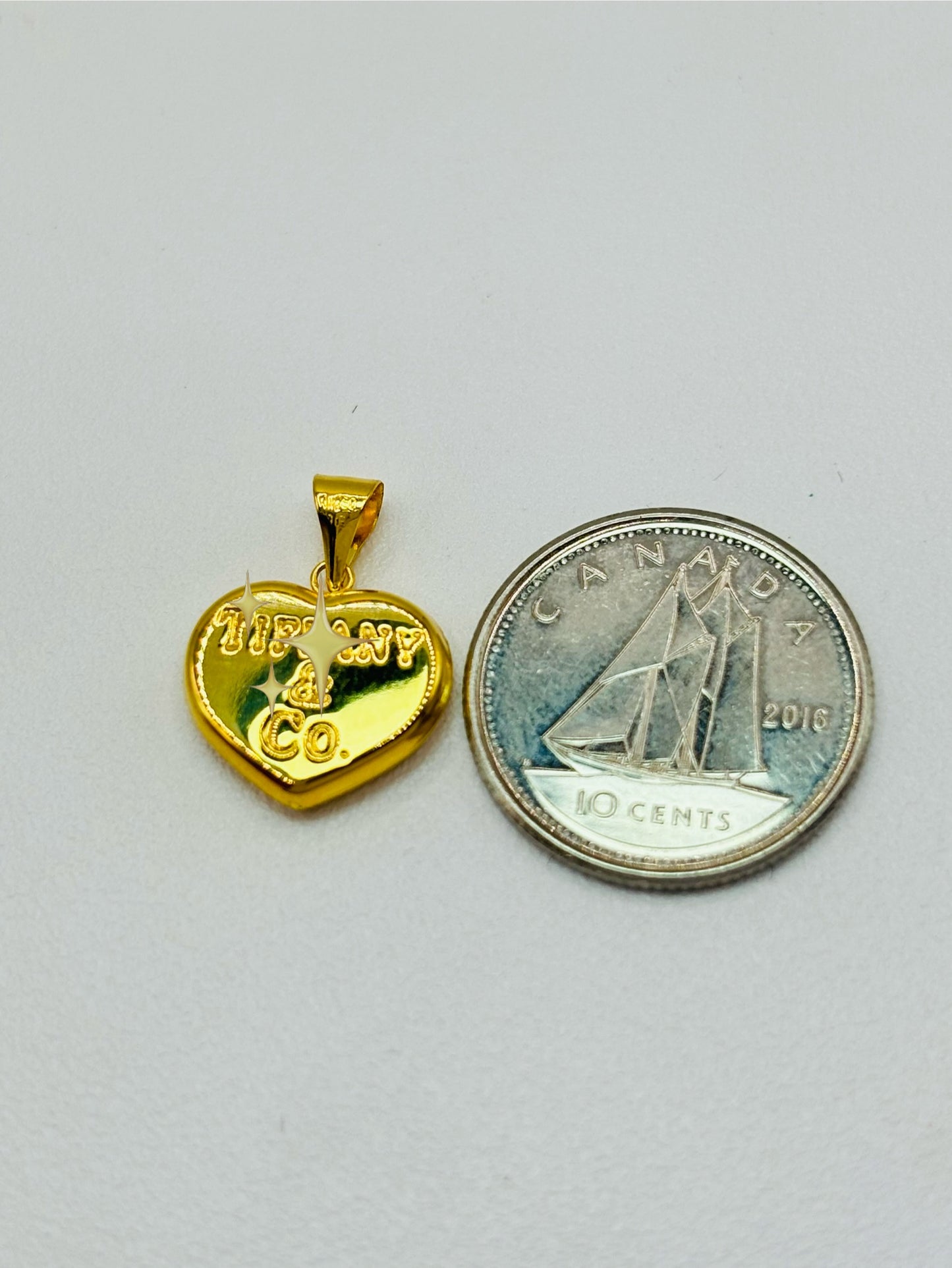18K Gold Heart Earrings and Pendant Set