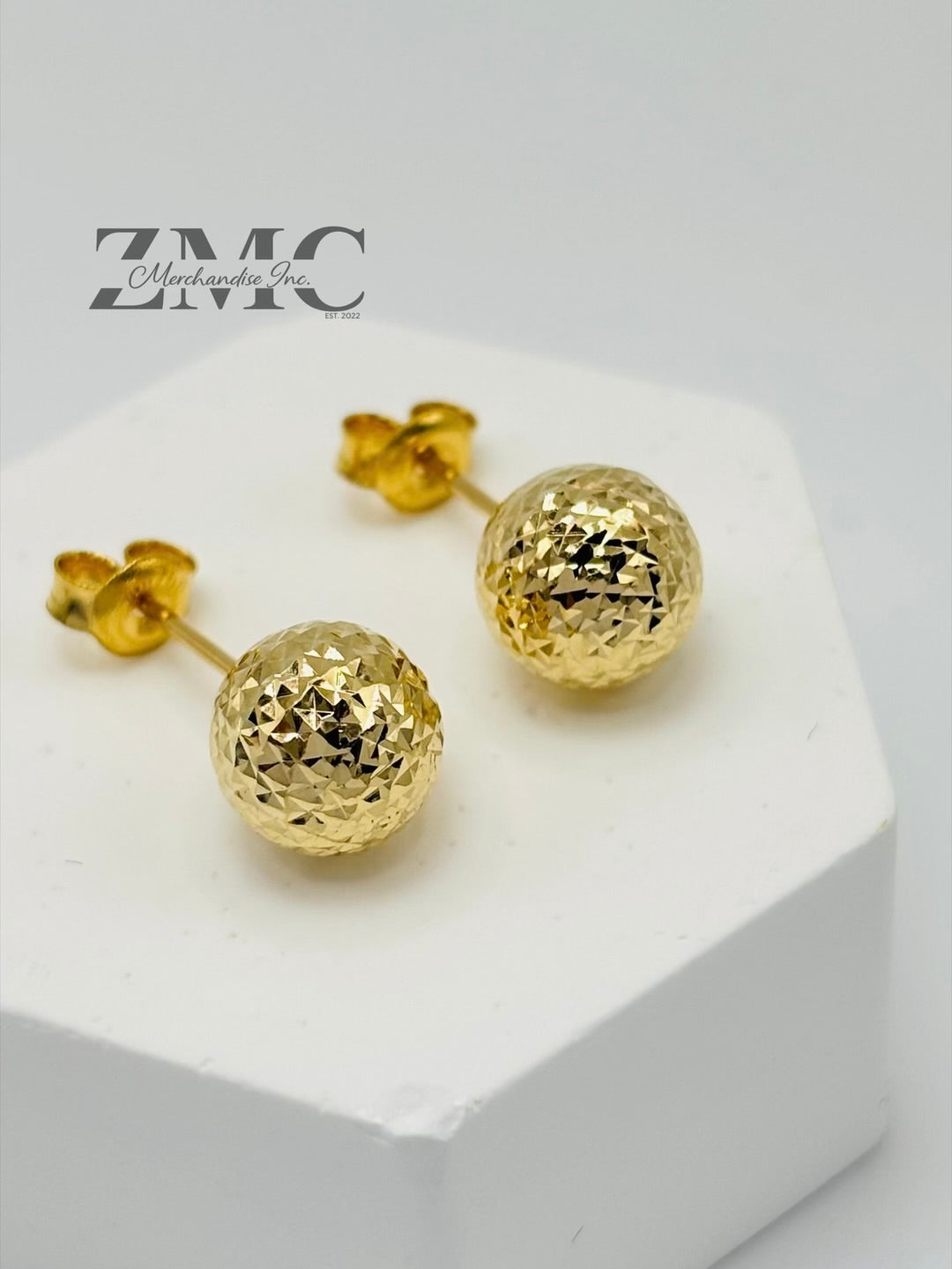18K Gold Diamond Cut Ball Earrings