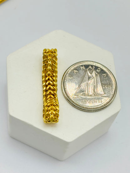 18K Gold Heartbiz Style Ring