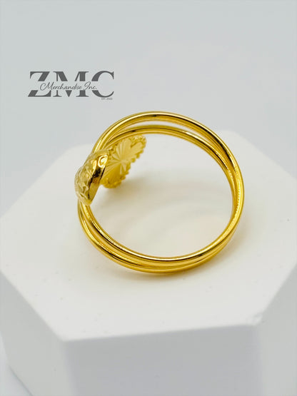18K Gold Clover & Heart Spiral Ring