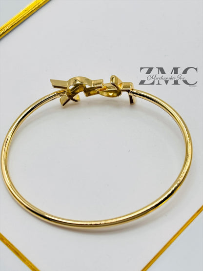 18K Gold Bangle
