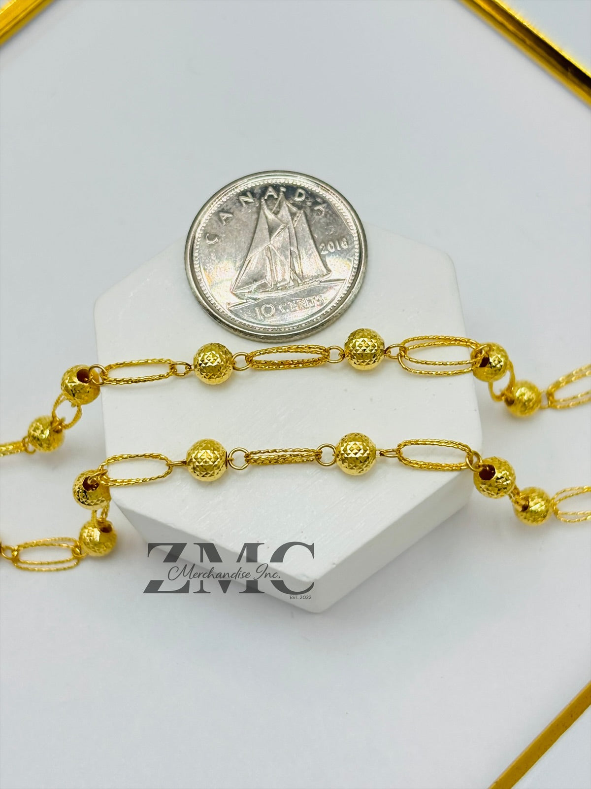 18K Gold Paperclip Ball Necklace